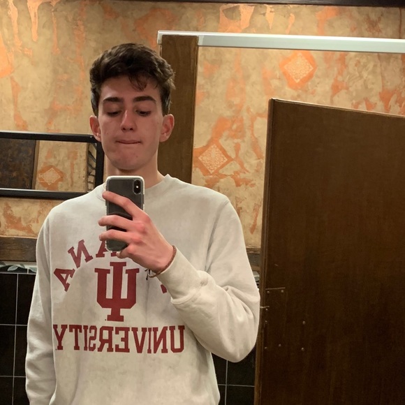 Meet your Posher, Bennett - Picture 1 of 1